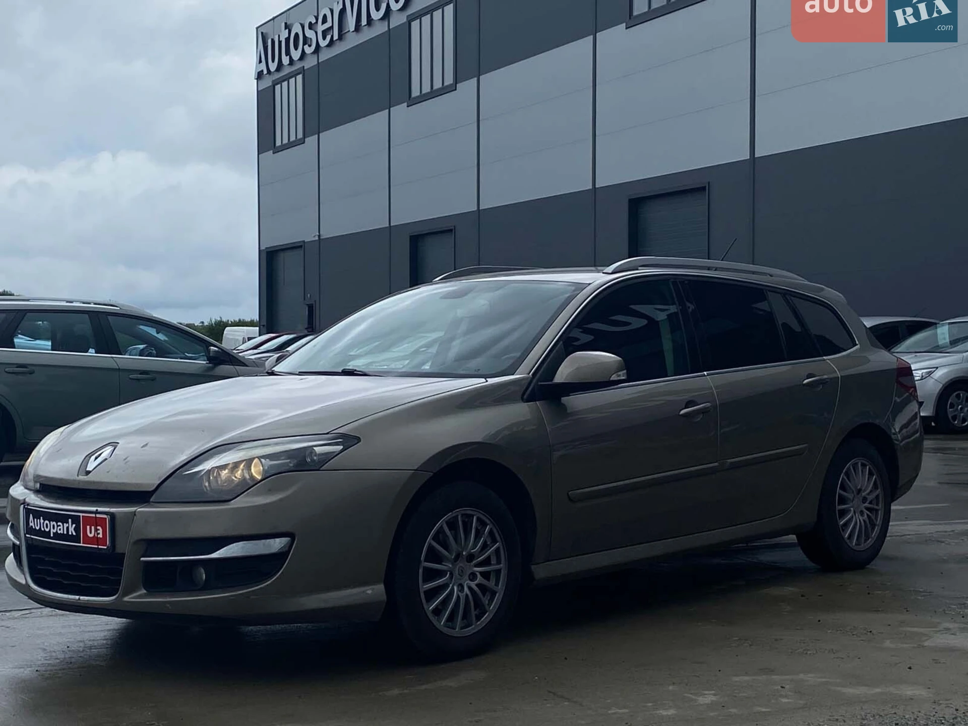2012 Renault Laguna - фото 1