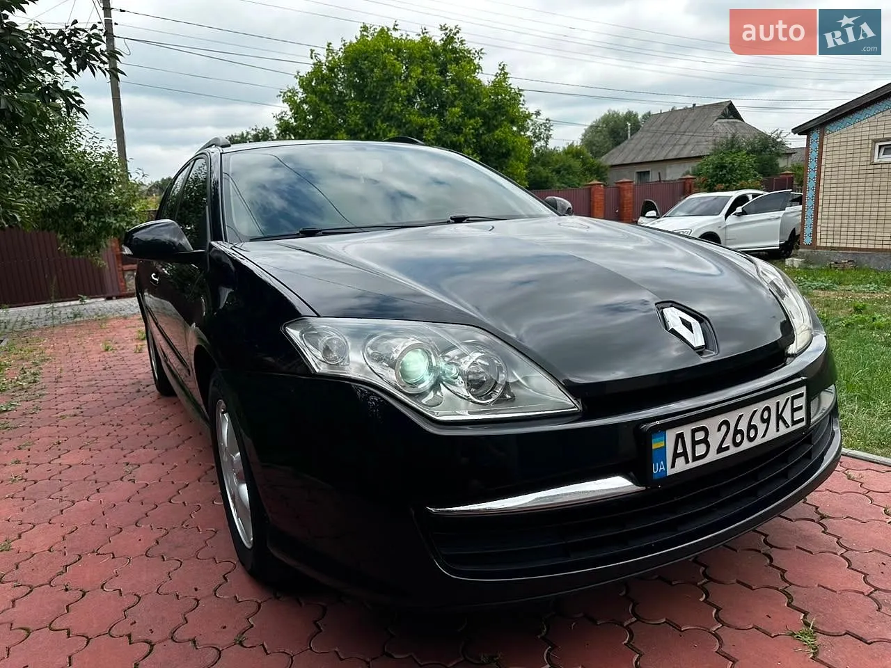 2010 Renault Laguna - фото 1