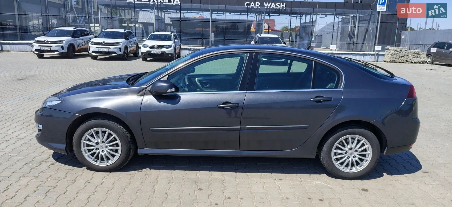 2011 Renault Laguna - мініатюра 2