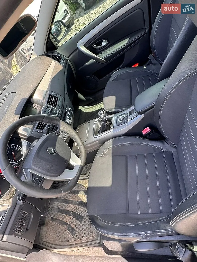 2011 Renault Laguna - мініатюра 15