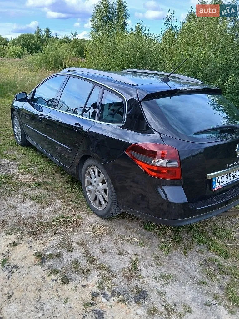 2010 Renault Laguna - фото 1