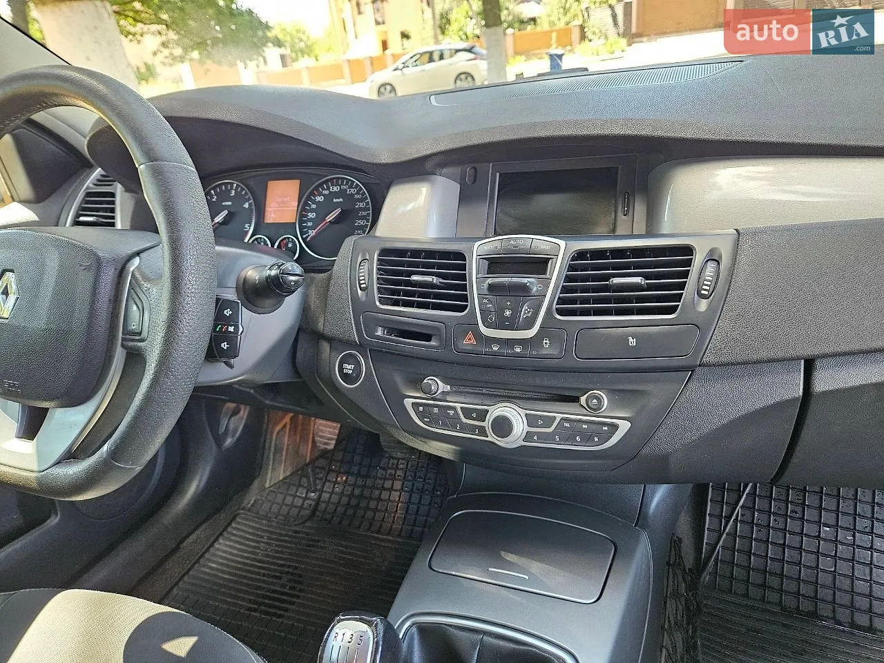 2011 Renault Laguna - мініатюра 16