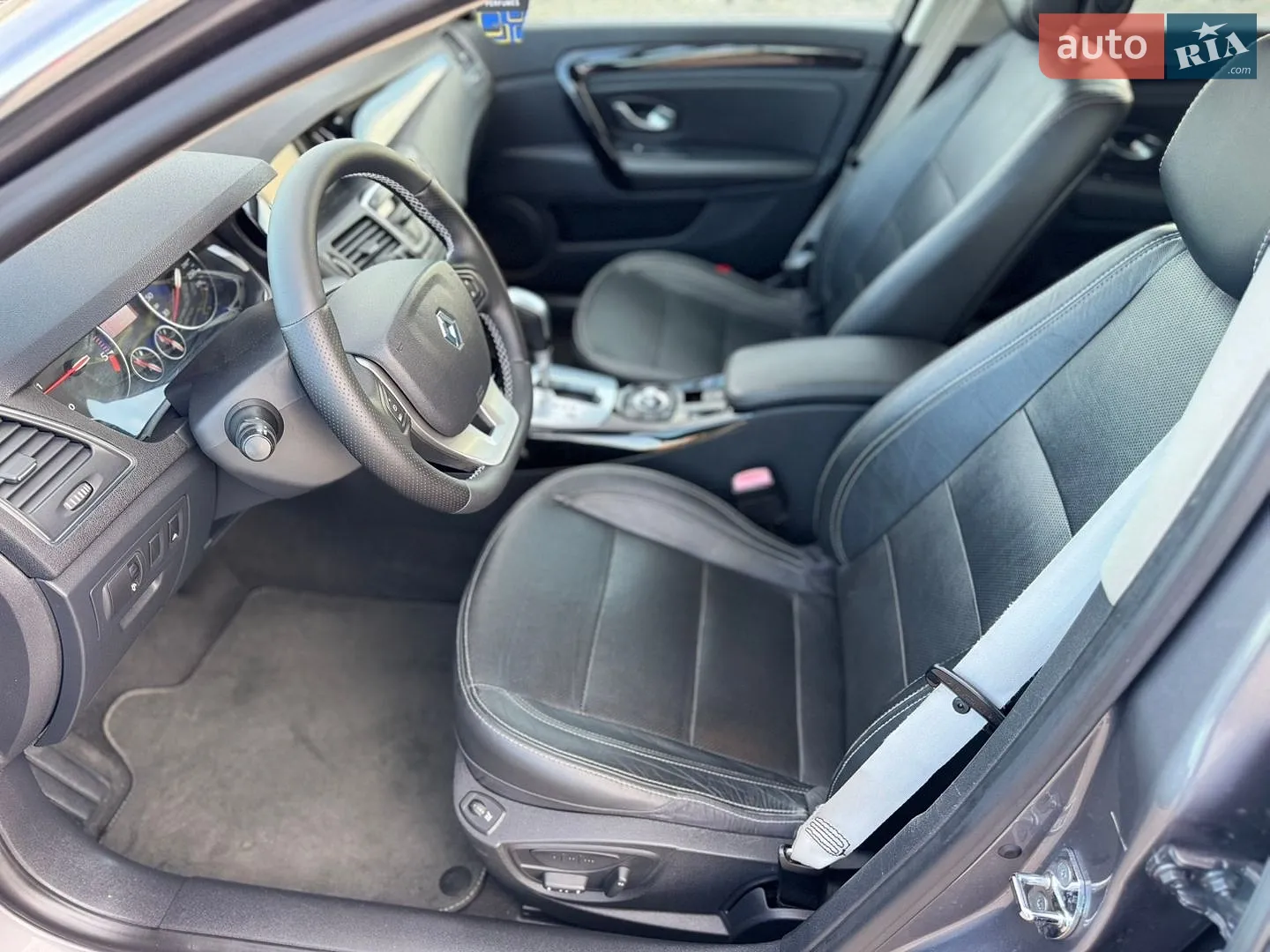 2011 Renault Laguna - мініатюра 19