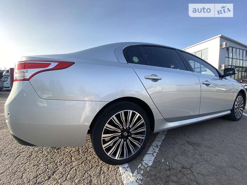 Седан Renault Latitude 2015 в Житомире