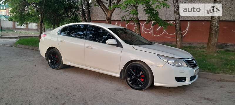 Седан Renault Latitude 2012 в Богородчанах