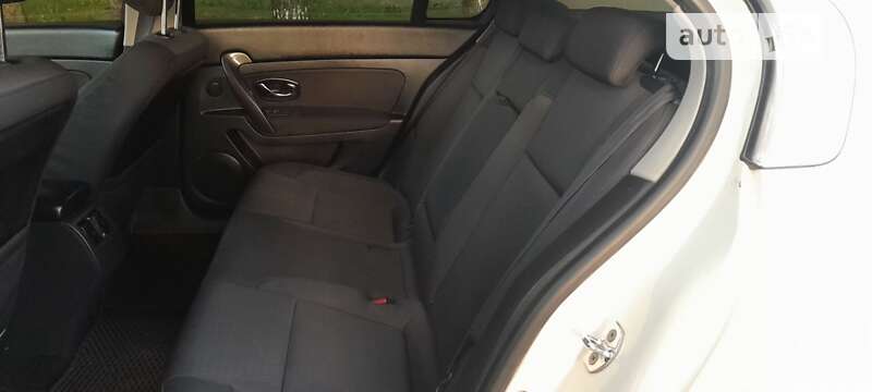 Седан Renault Latitude 2012 в Богородчанах