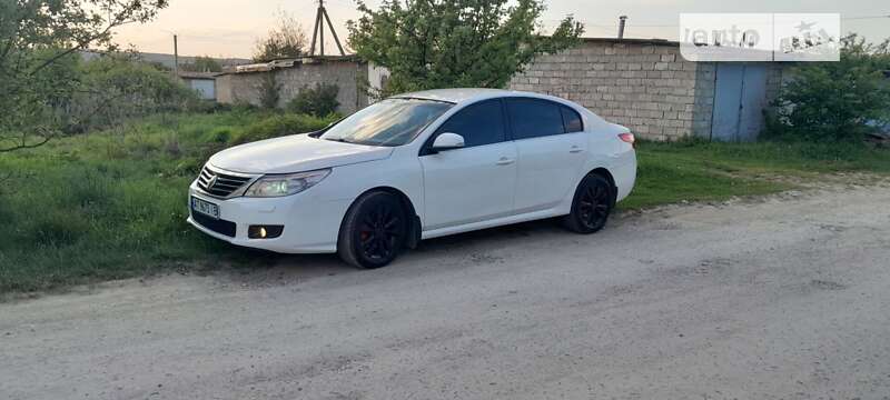 Седан Renault Latitude 2012 в Богородчанах