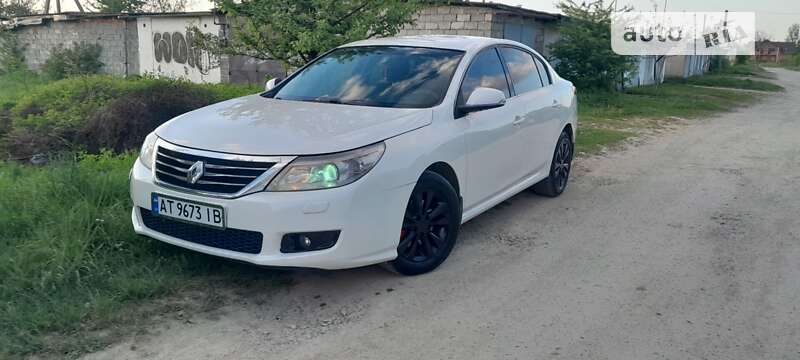Седан Renault Latitude 2012 в Богородчанах
