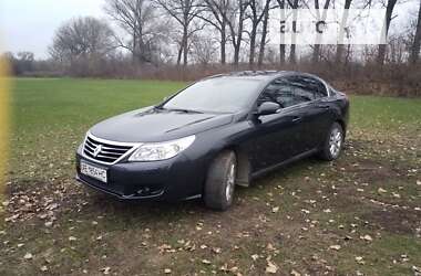 Седан Renault Latitude 2012 в Павлограді