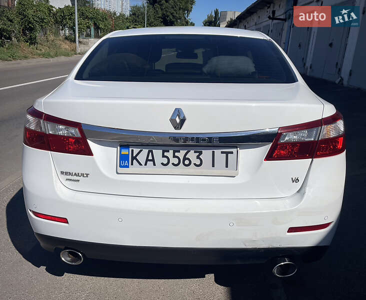 Седан Renault Latitude 2013 в Києві