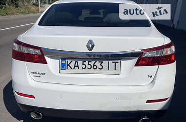 Седан Renault Latitude 2013 в Киеве