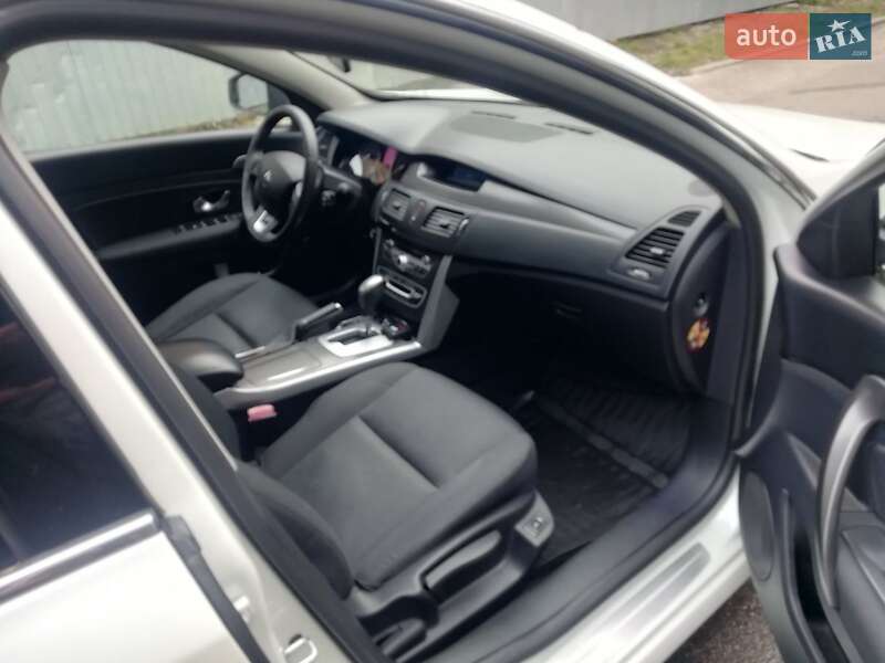 Седан Renault Latitude 2011 в Сумах фото 6 Седан Renault Latitude 2011 в Сумах