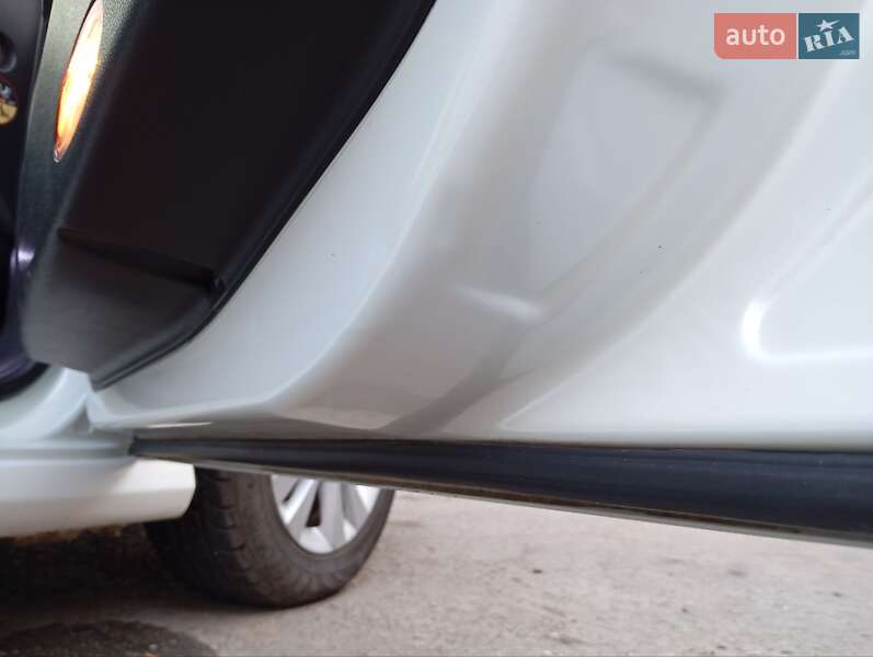 Седан Renault Latitude 2011 в Сумах фото 9 Седан Renault Latitude 2011 в Сумах