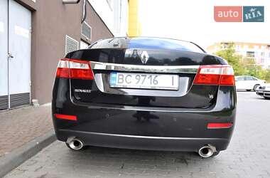 Седан Renault Latitude 2010 в 