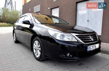 Седан Renault Latitude 2010 в 