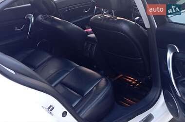 Седан Renault Latitude 2010 в 