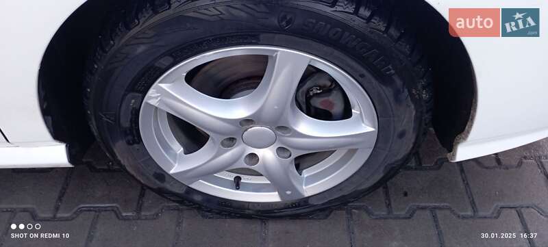 Седан Renault Latitude 2010 в Вишневом