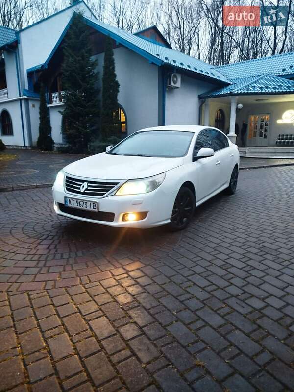 Седан Renault Latitude 2012 в Богородчанах