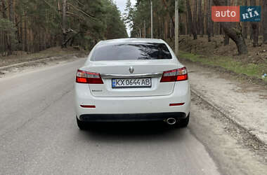 Седан Renault Latitude 2011 в 