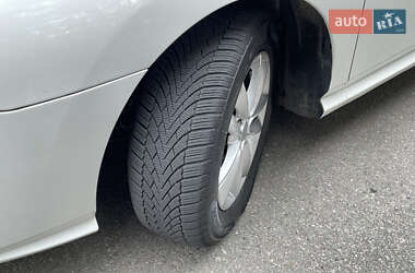 Седан Renault Latitude 2011 в 