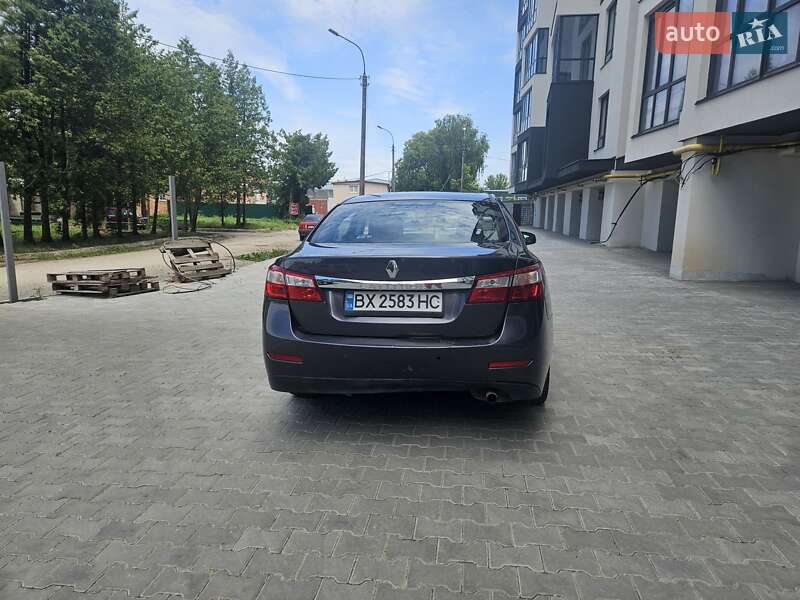 Седан Renault Latitude 2011 в Хмельницком