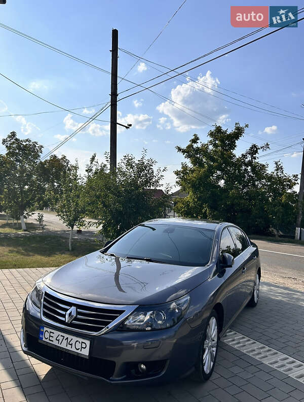 Седан Renault Latitude 2011 в Черновцах