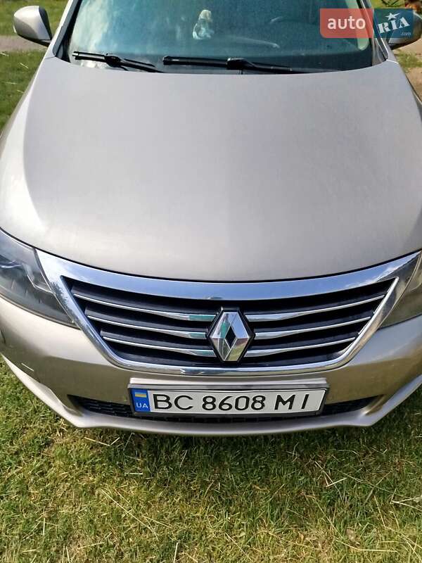 Седан Renault Latitude 2011 в Львове