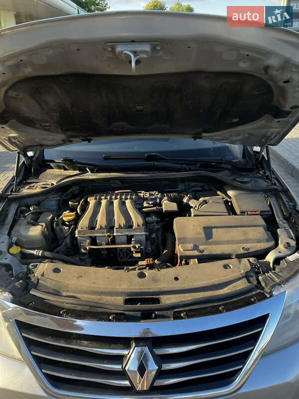 Седан Renault Latitude 2011 в Дніпрі