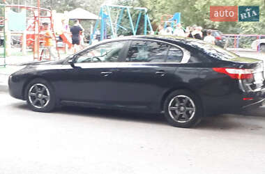 Седан Renault Latitude 2012 в Харкові