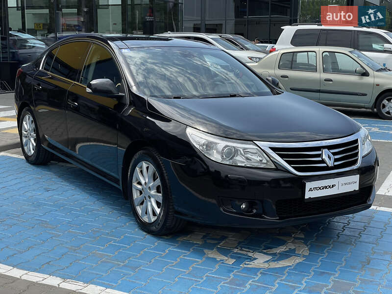 Седан Renault Latitude 2011 в Одессе