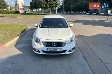 Седан Renault Latitude 2018 в 