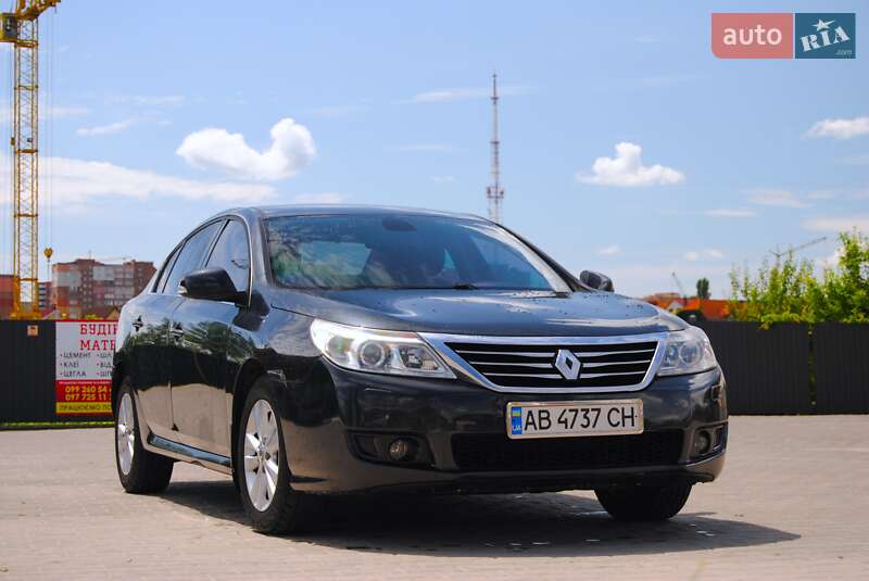 Седан Renault Latitude 2012 в Хмельницком