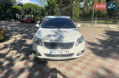 Седан Renault Latitude 2018 в 