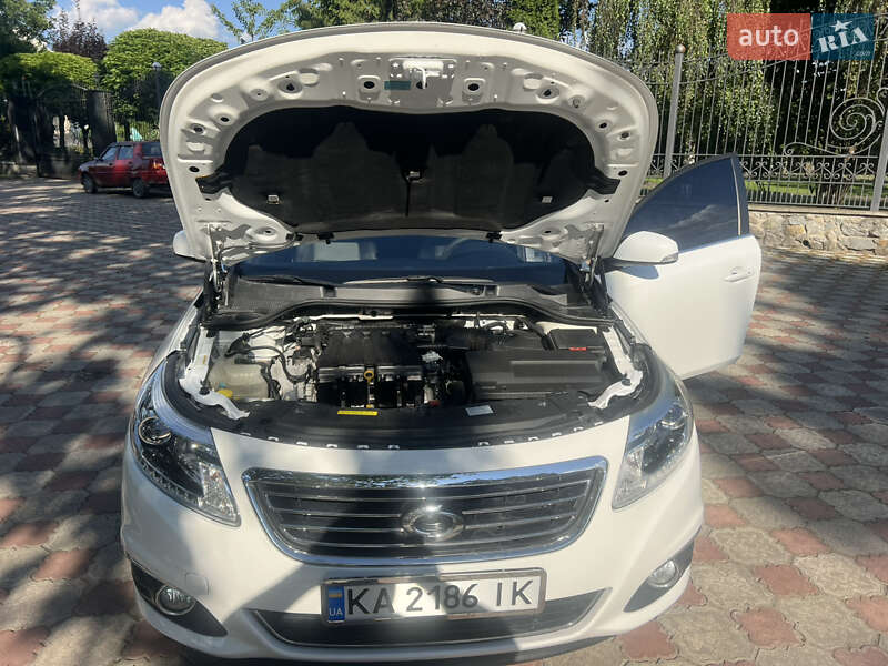 Седан Renault Latitude 2018 в Житомире
