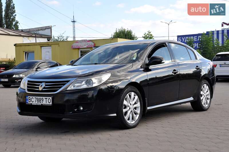 Renault Latitude 2012