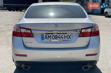 Седан Renault Latitude 2010 в 