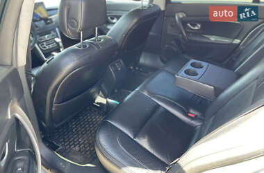 Седан Renault Latitude 2010 в 