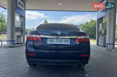 Седан Renault Latitude 2011 в 
