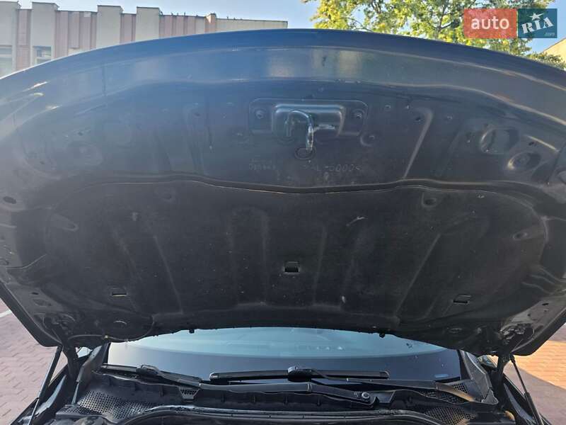 Седан Renault Latitude 2011 в Черкассах