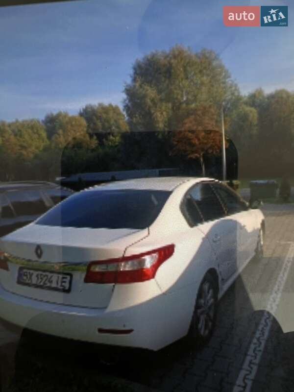 Седан Renault Latitude 2011 в Хмельницком