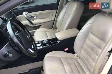 Седан Renault Latitude 2011 в 