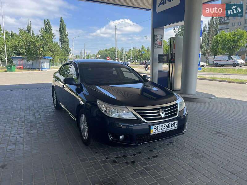 Седан Renault Latitude 2011 в Николаеве