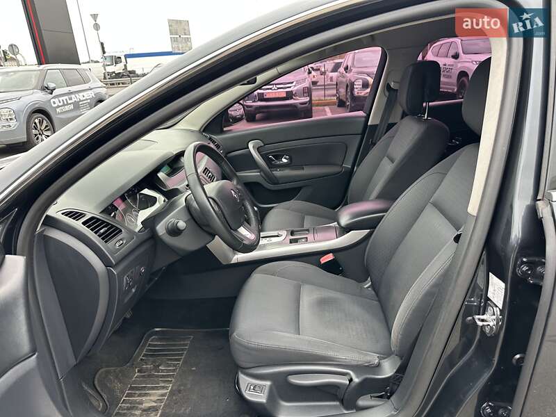 Седан Renault Latitude 2012 в Києві