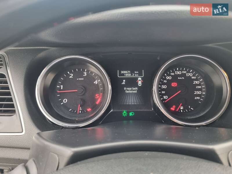 Седан Renault Latitude 2011 в Ивано-Франковске фото 6 Седан Renault Latitude 2011 в Ивано-Франковске