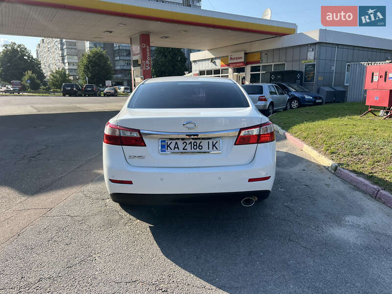 Седан Renault Latitude 2018 в Житомире