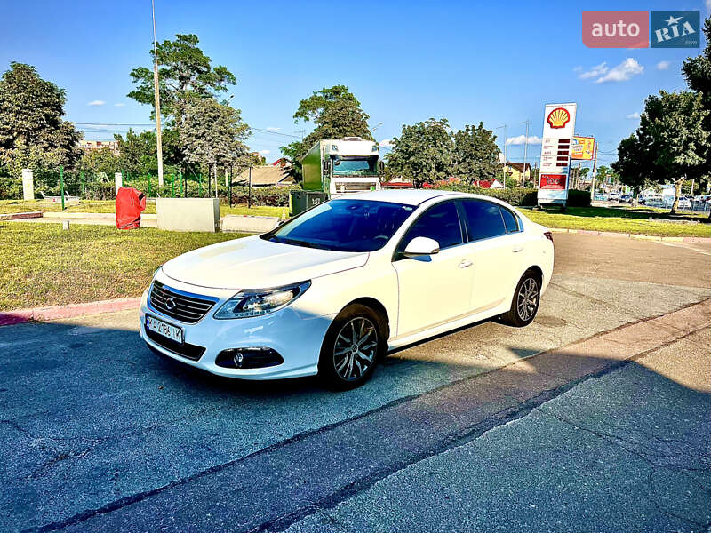 Седан Renault Latitude 2018 в Житомире