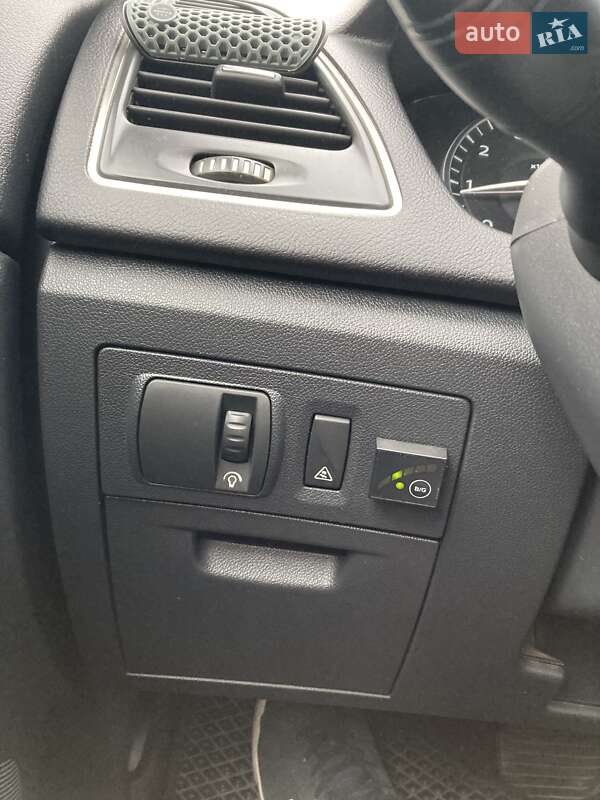 Седан Renault Latitude 2012 в Львове фото 25 Седан Renault Latitude 2012 в Львове