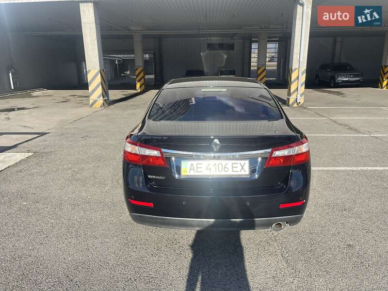 Седан Renault Latitude 2011 в Дніпрі