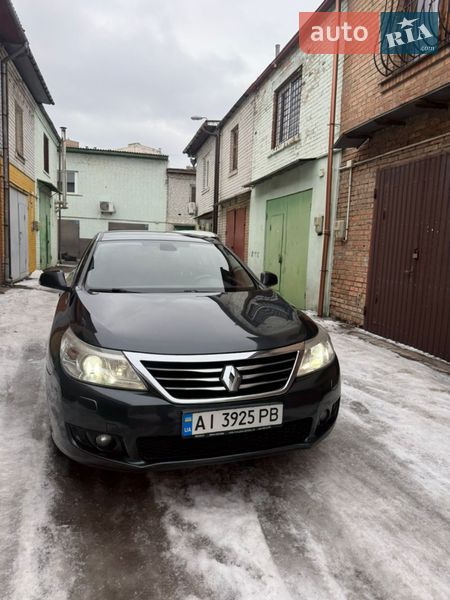 Седан Renault Latitude 2012 в Киеве