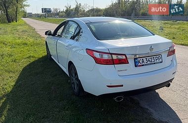 Седан Renault Latitude 2012 в Киеве